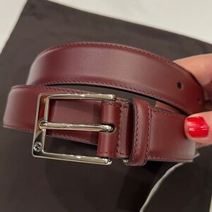Gucci Burgundy Leather Belt with Silver Buckle